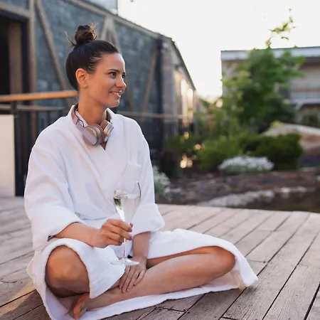 & Wellness Meridiana Affittacamere 4*