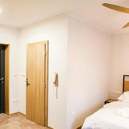 Affittacamere & Wellness Meridiana 4*